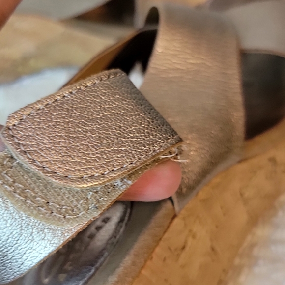 Clarks Artisan Womens Wedge - Picture 3 of 13